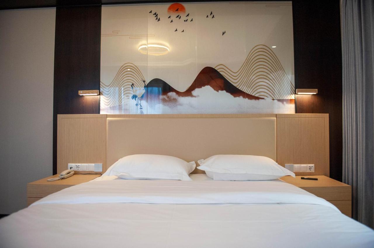 Mr.liao Hotel Himberg