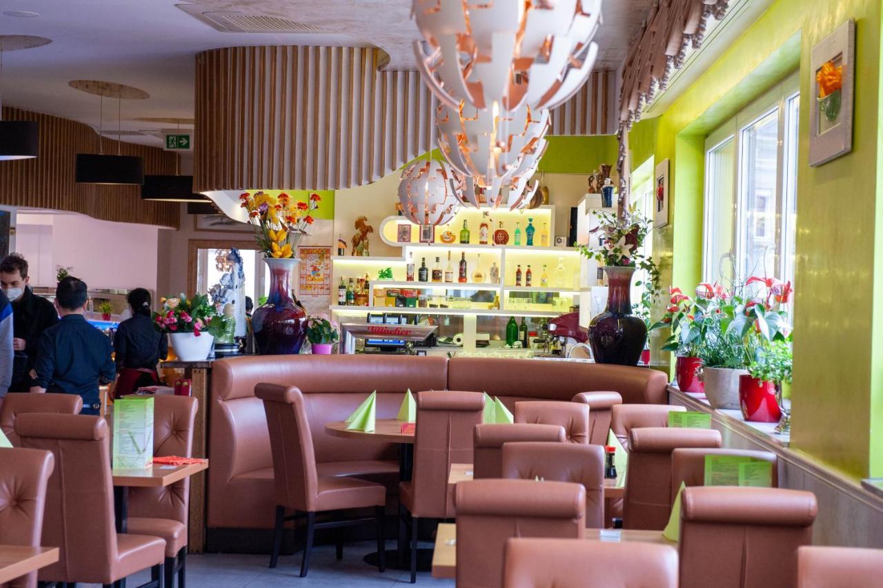 Mr.liao Hotel Himberg